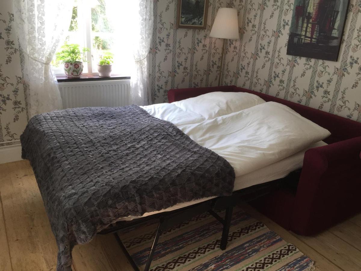 Stenbrottets Lillstuga Falköping المظهر الخارجي الصورة