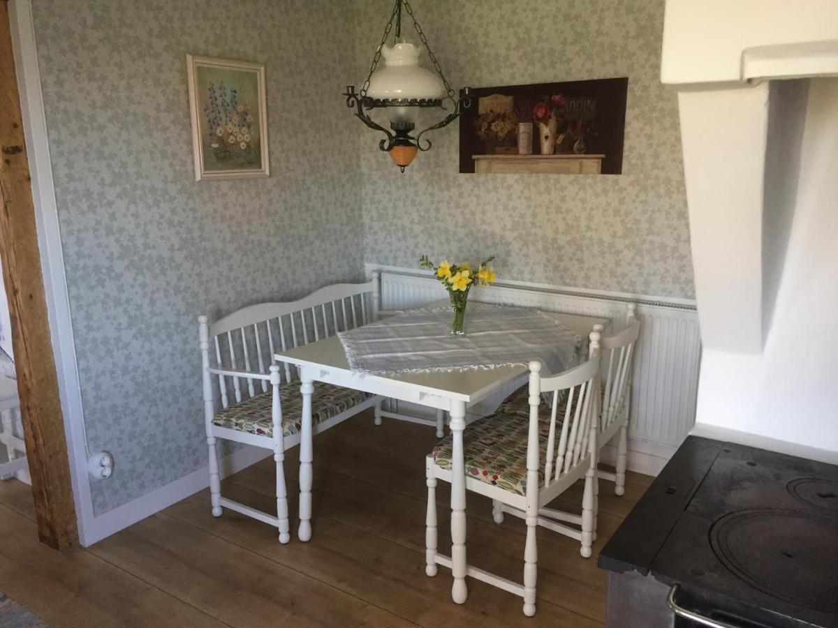 Stenbrottets Lillstuga Falköping المظهر الخارجي الصورة